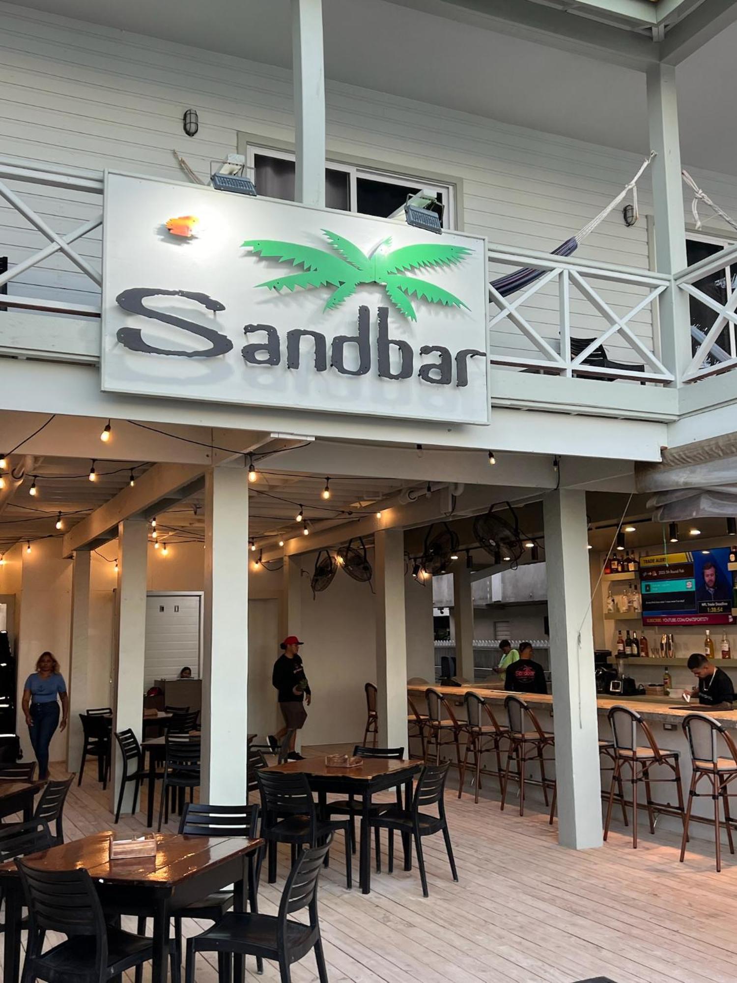 Sandbar Beachfront Hostel & Restaurant San Pedro  Exteriör bild